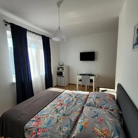 Apartamenty I Pokoje Goscinne Zosia Darlowko Exterior photo