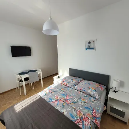 Apartamenty I Pokoje Goscinne Zosia Darlowko Exterior photo