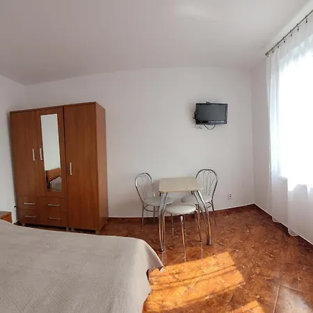 Apartamenty I Pokoje Goscinne Zosia Darlowko Exterior photo