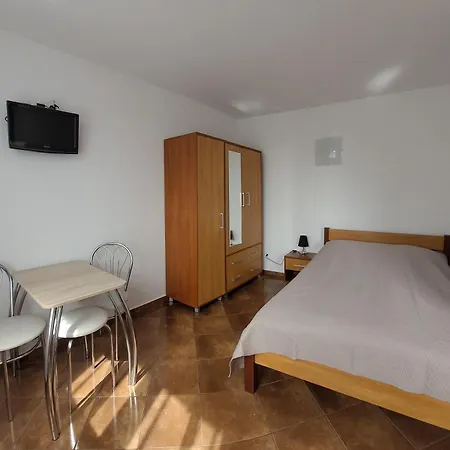 Apartamenty I Pokoje Goscinne Zosia Darlowko Exterior photo