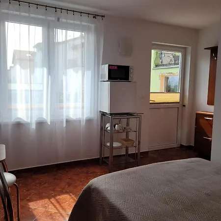 Apartamenty I Pokoje Goscinne Zosia Darlowko Exterior photo