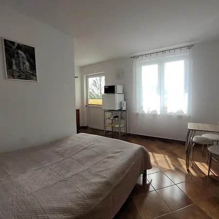 Apartamenty I Pokoje Goscinne Zosia Darlowko Exterior photo