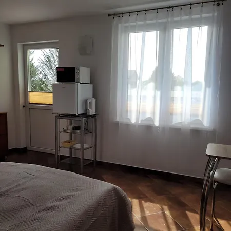 Apartamenty I Pokoje Goscinne Zosia Darlowko Exterior photo