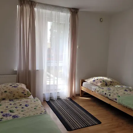 Apartamenty I Pokoje Goscinne Zosia Darlowko Exterior photo