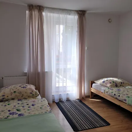Apartamenty I Pokoje Goscinne Zosia Darlowko Exterior photo